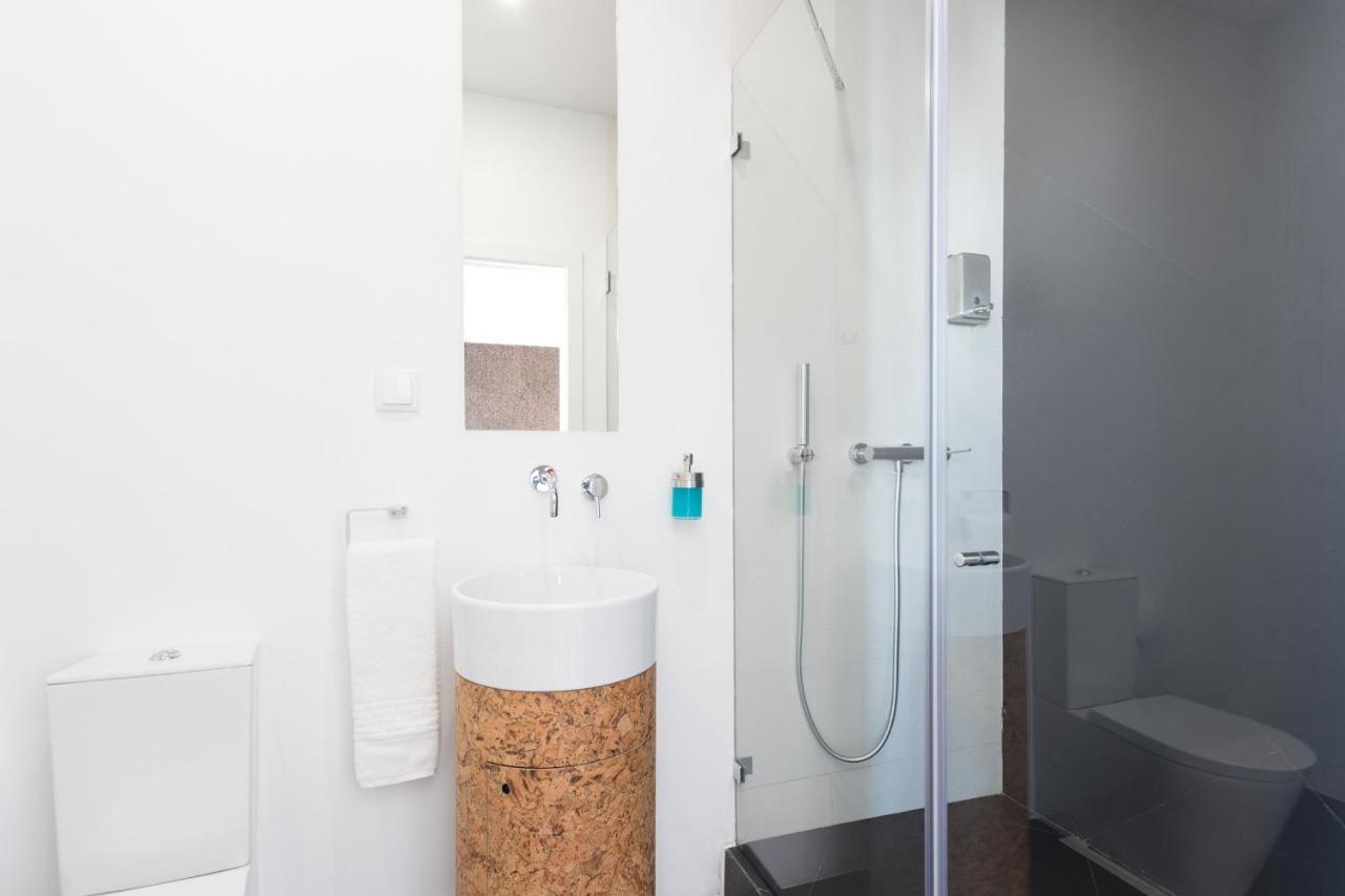 Lisbon Airport Suites Экстерьер фото