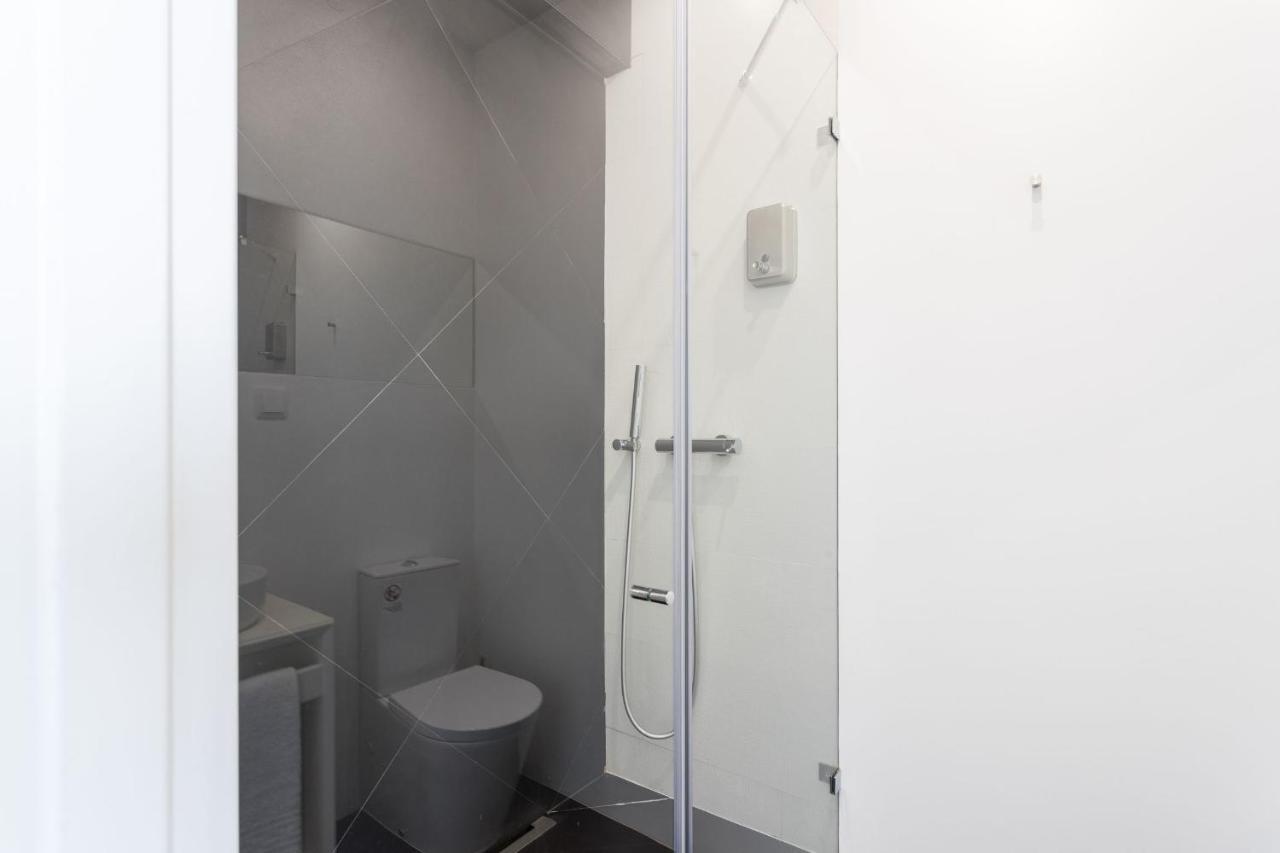 Lisbon Airport Suites Экстерьер фото