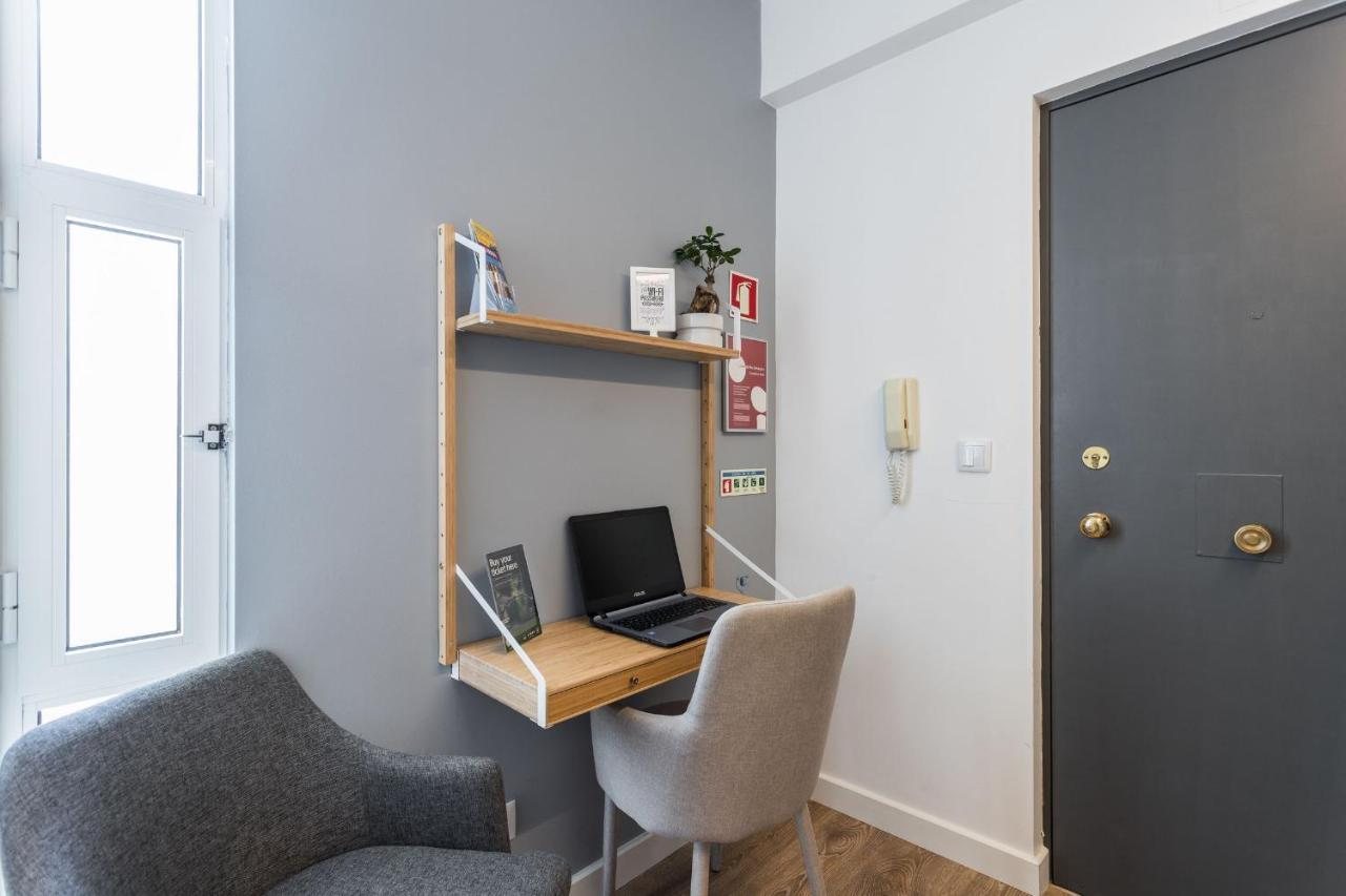 Lisbon Airport Suites Экстерьер фото