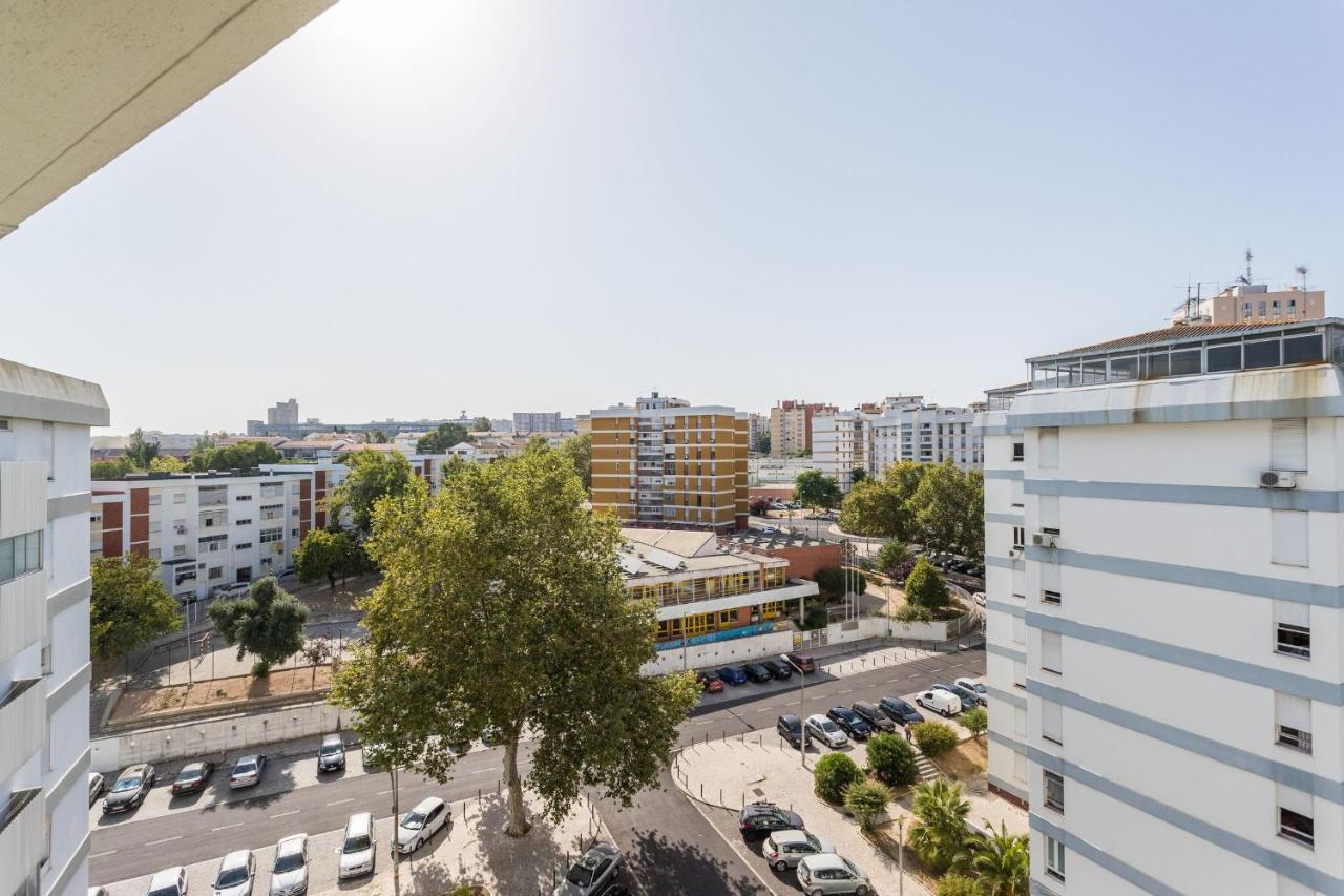Lisbon Airport Suites Экстерьер фото